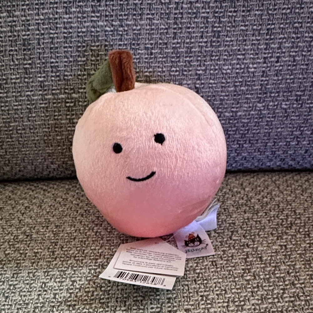 Jellycat Retired fabulous peach NWT
